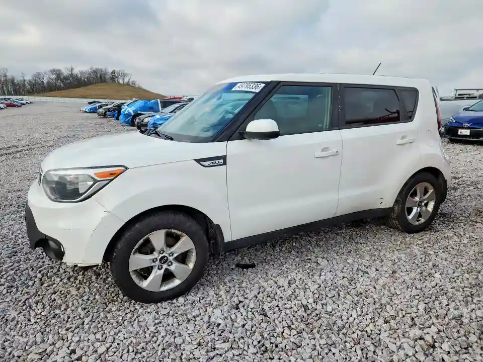 KNDJN2A21J7543559 2018 KIA SOUL-0
