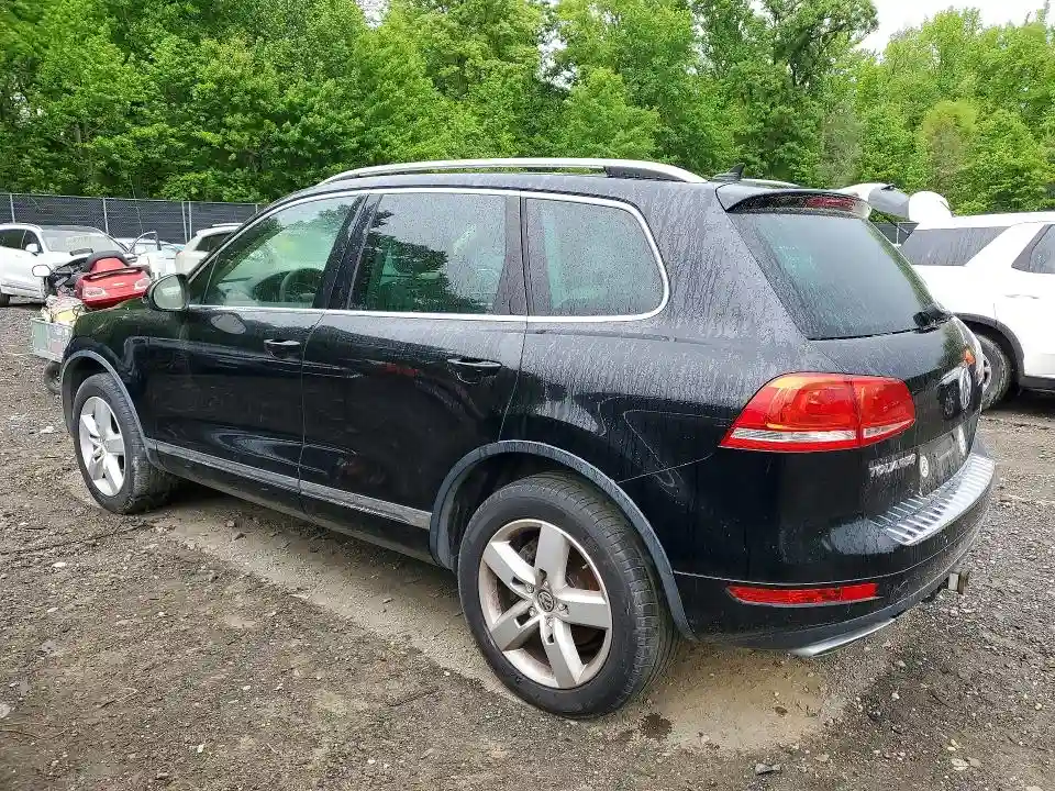 WVGEP9BP4ED001471 2014 VOLKSWAGEN TOUAREG-1