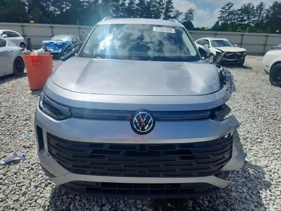 3VVCR7RM0SM033048 2025 VOLKSWAGEN TIGUAN-4