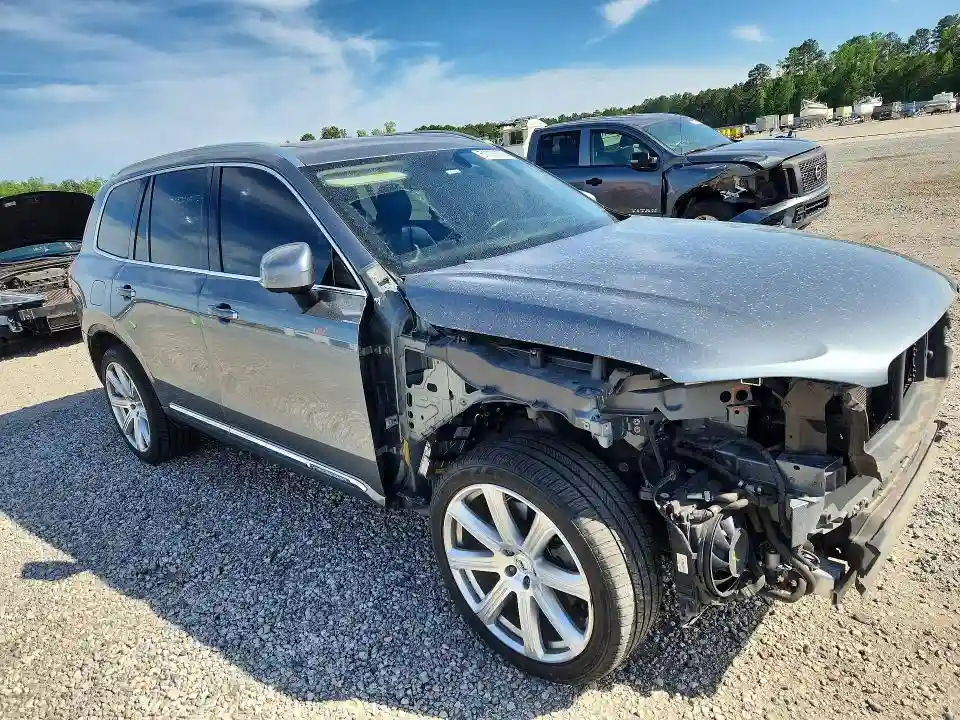 YV4BR0PL0J1349263 2018 VOLVO XC90-3