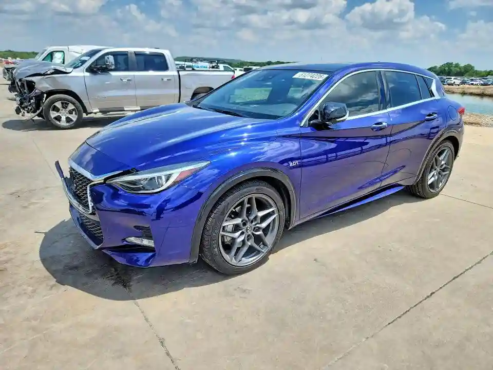 SJKCH5CP9JA043885 2018 INFINITI QX30-0