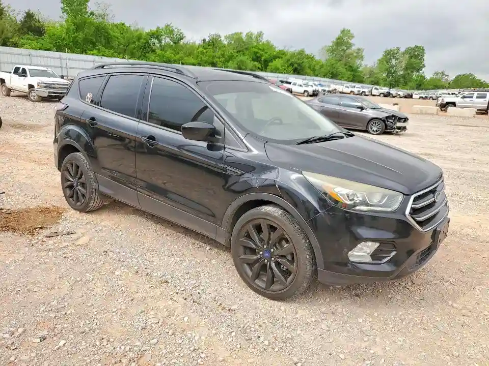 1FMCU0GD0JUA22662 2018 FORD ESCAPE-3