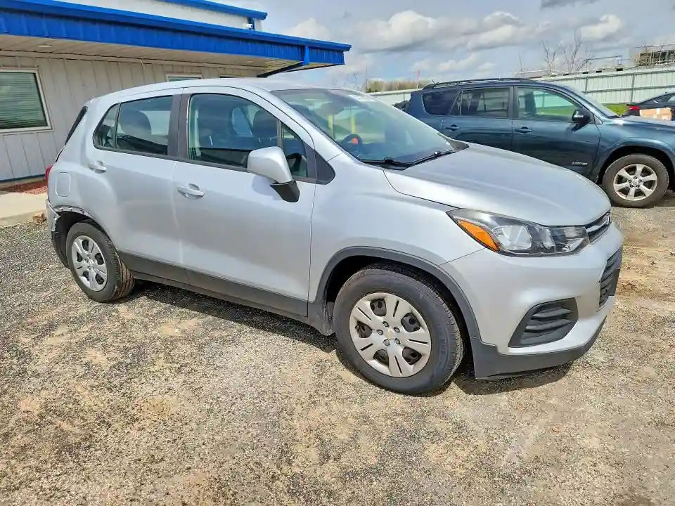 3GNCJKSB1JL165068 2018 CHEVROLET TRAX-3