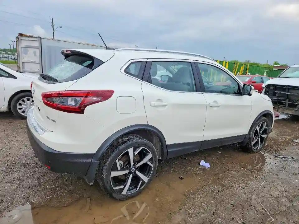 JN1BJ1CW4NW494012 2022 NISSAN ROGUE-2
