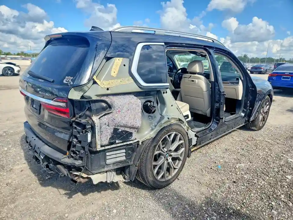 5UXCW2C07L9A02980 2020 BMW X7-2