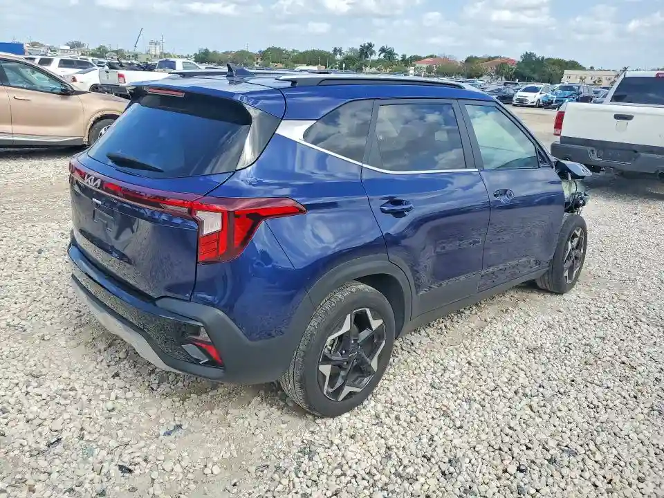 KNDER2AAXR7608675 2024 KIA SELTOS-2