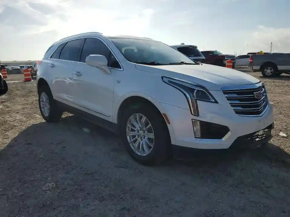1GYKNARS5JZ242276 2018 CADILLAC XT5-3