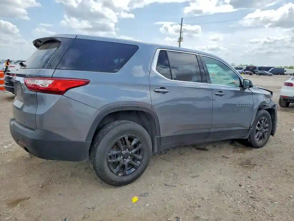 1GNERFKW5KJ100633 2019 CHEVROLET TRAVERSE-2