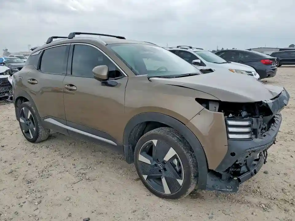 3N8AP6DA8SL403286 2025 NISSAN KICKS-3