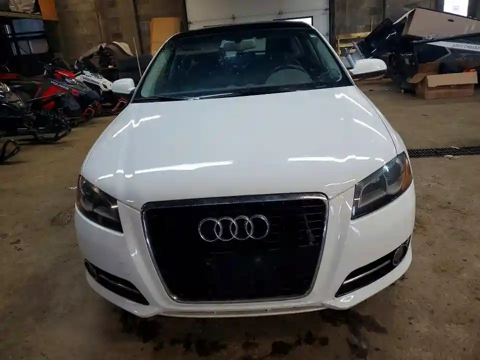 WAUNECFM5CA087022 2012 AUDI A3-4