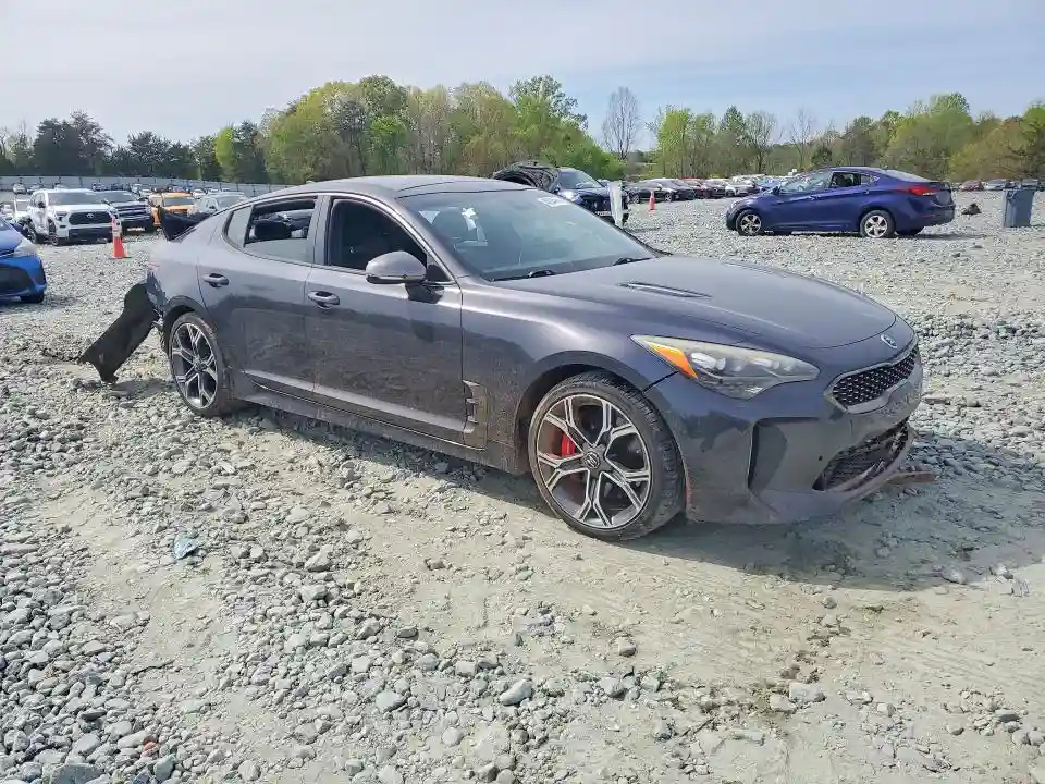KNAE45LC0J6018538 2018 KIA STINGER-3