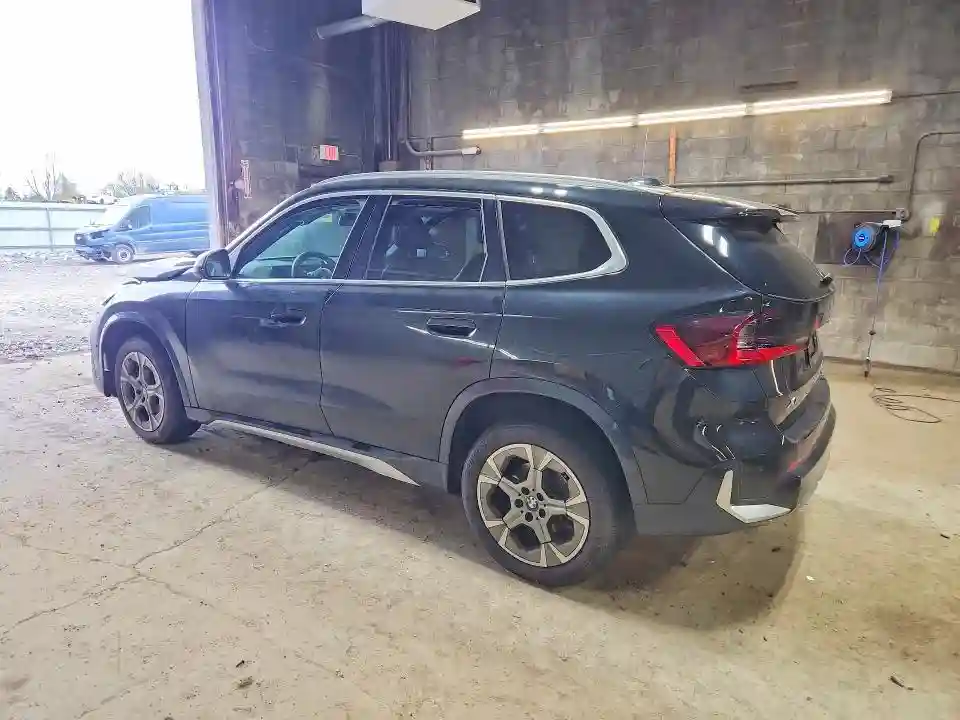 WBX73EF07R5Z33875 2024 BMW X1-1
