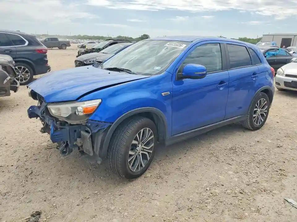 JA4AP3AU0JU016948 2018 MITSUBISHI OUTLANDER-0