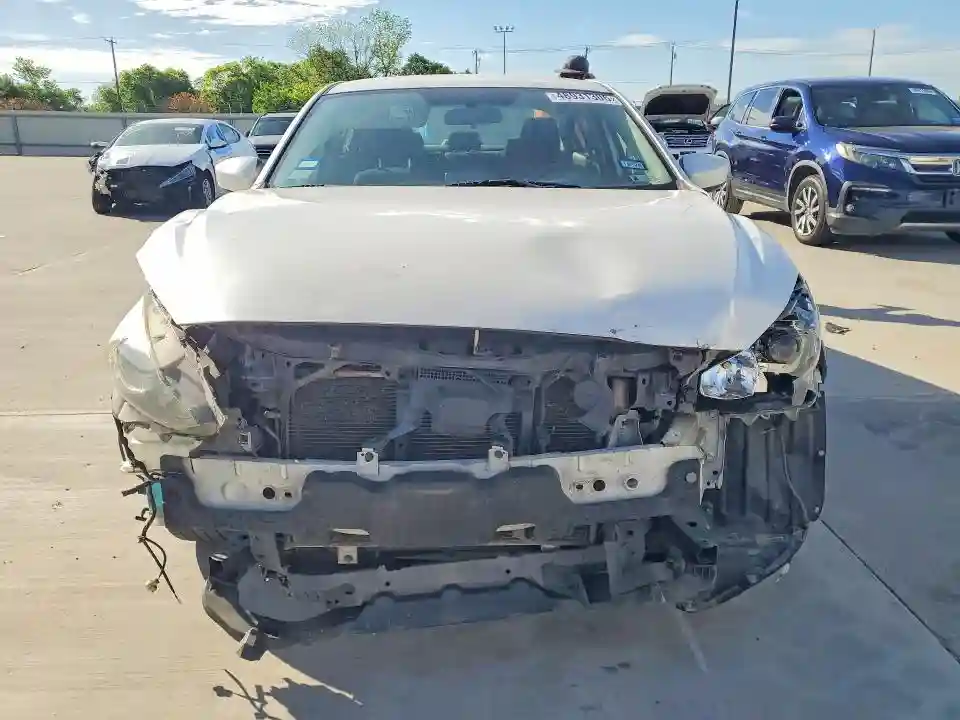 3MZBM1U70FM180318 2015 MAZDA 3-4