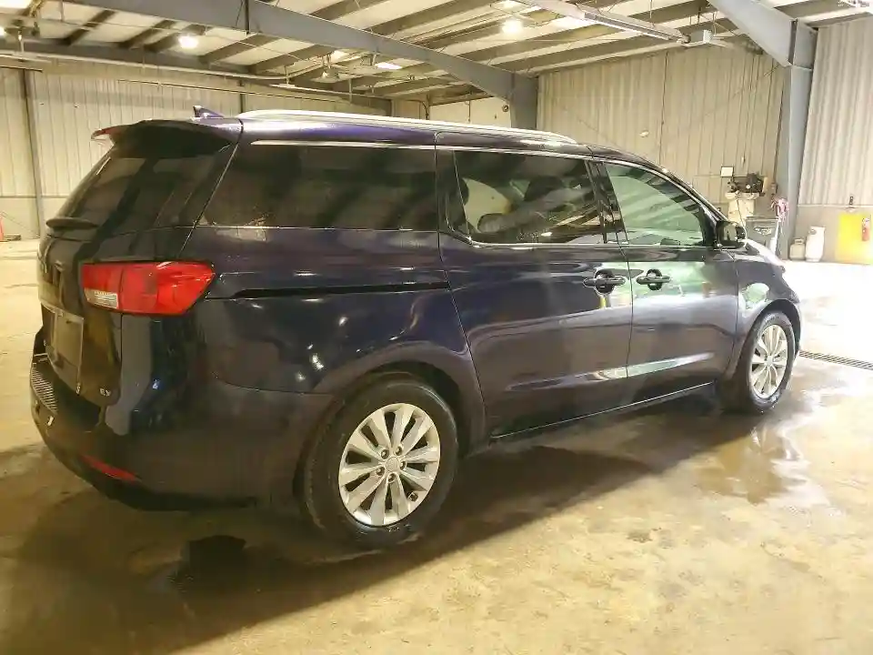 KNDMC5C10J6396908 2018 KIA SEDONA-2