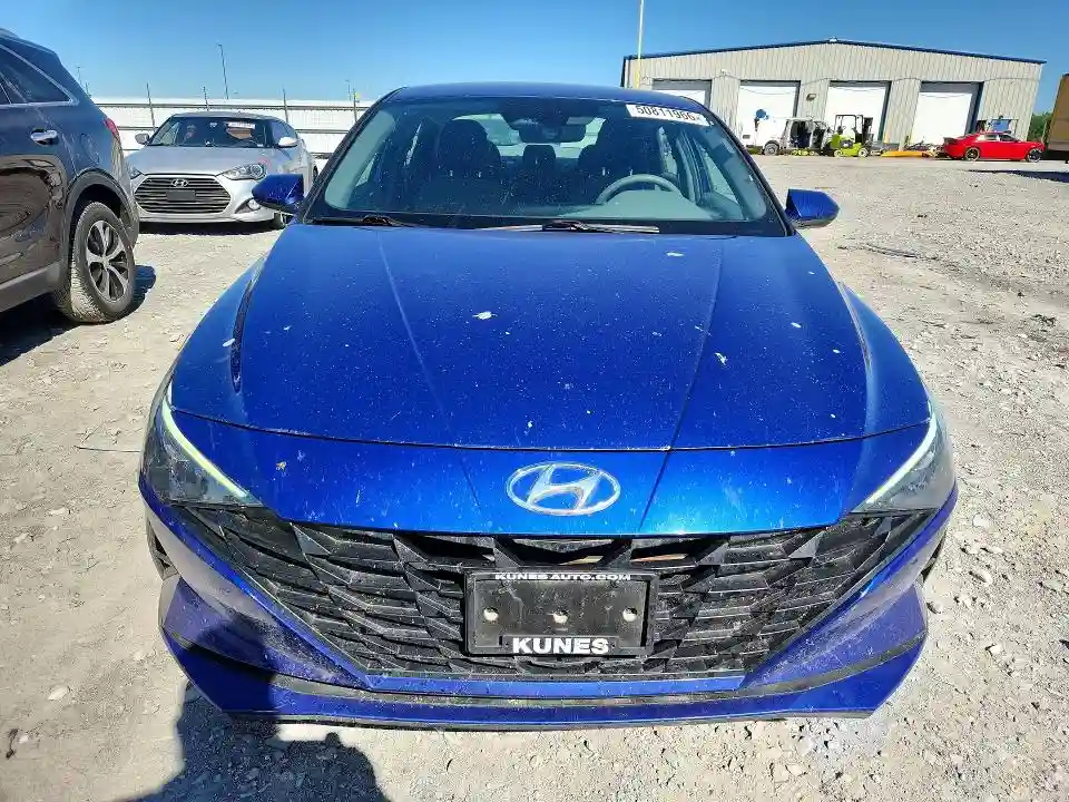 5NPLM4AG7MH026317 2021 HYUNDAI ELANTRA-4