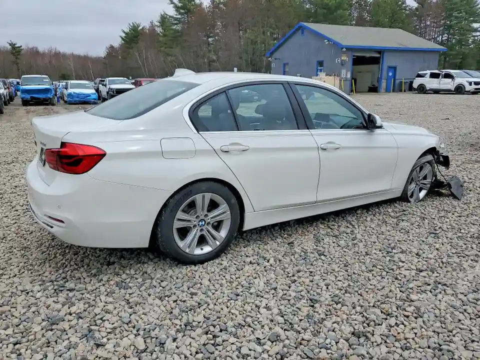 WBA8D9G3XHNU62153 2017 BMW 3 SERIES-2