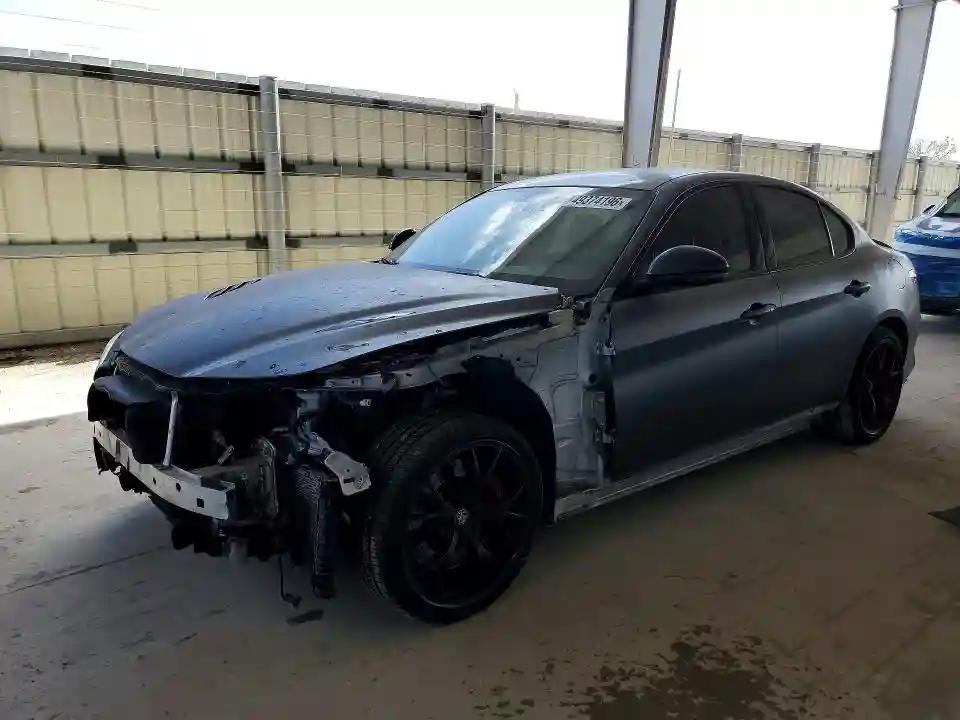 ZARFAMEV4K7599861 2019 ALFA ROMEO GIULIA-0