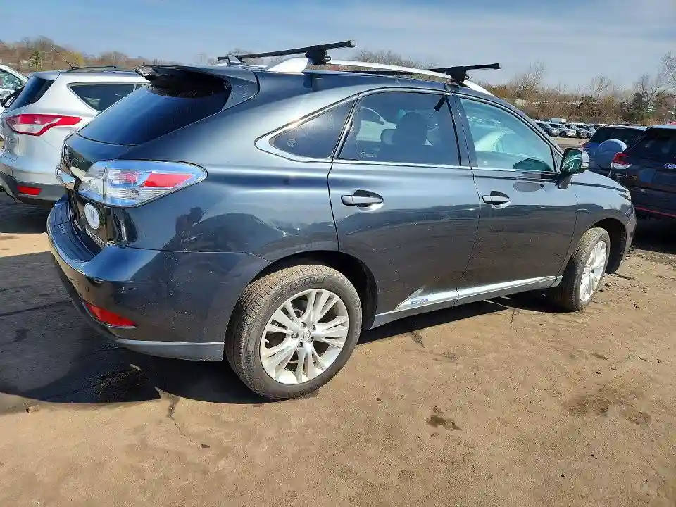 JTJBC1BA0B2043740 2011 LEXUS RX450-2
