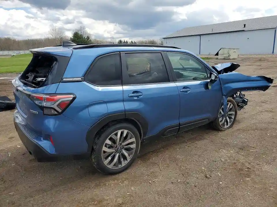 JF2SLDTC4SH546481 2025 SUBARU FORESTER-2