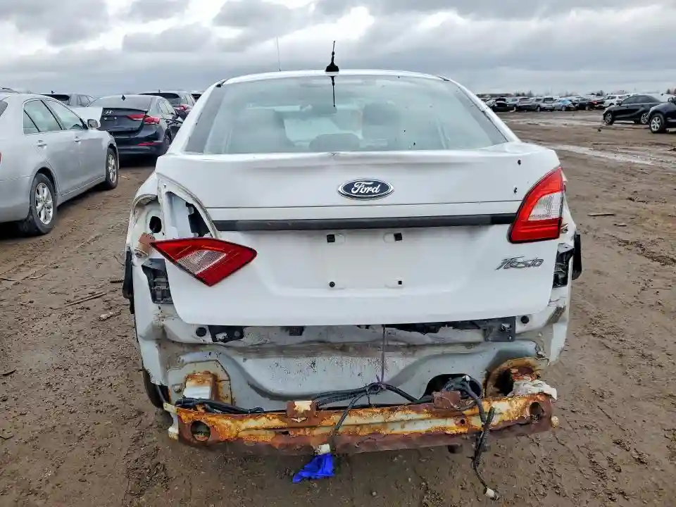 3FADP4AJ1CM112454 2012 FORD FIESTA-5