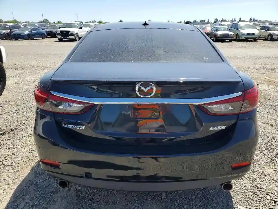 JM1GL1W56H1132961 2017 MAZDA 6-5