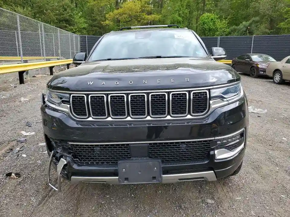 1C4SJVDT7NS104942 2022 JEEP WAGONEER-4