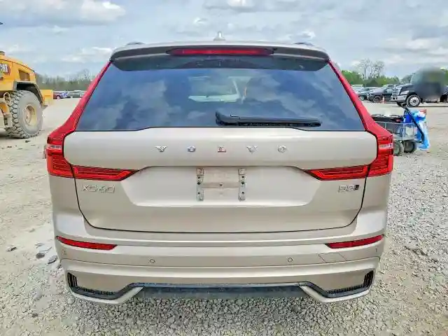 YV4L12RK1R1861928 2024 VOLVO XC60 CORE-5
