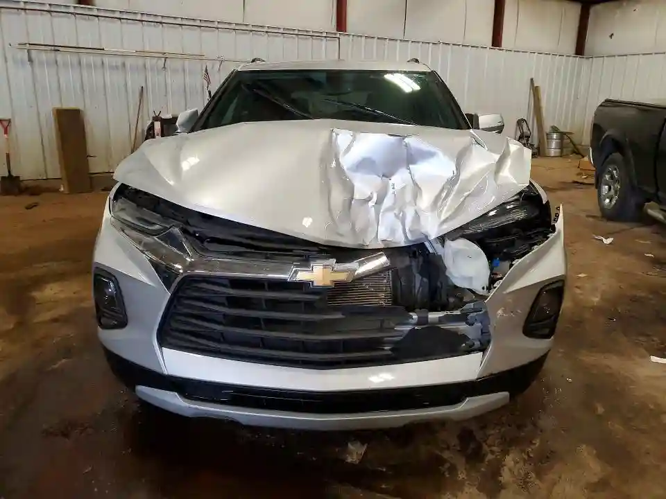 3GNKBBRA0KS615242 2019 CHEVROLET BLAZER-4