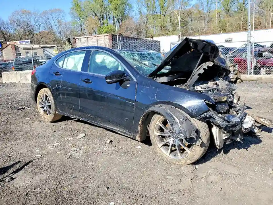 19UUB2F58JA000030 2018 ACURA TLX-3