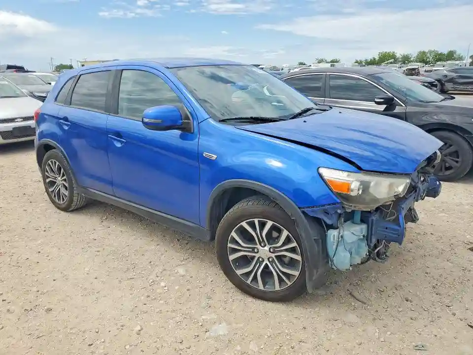 JA4AP3AU0JU016948 2018 MITSUBISHI OUTLANDER-3