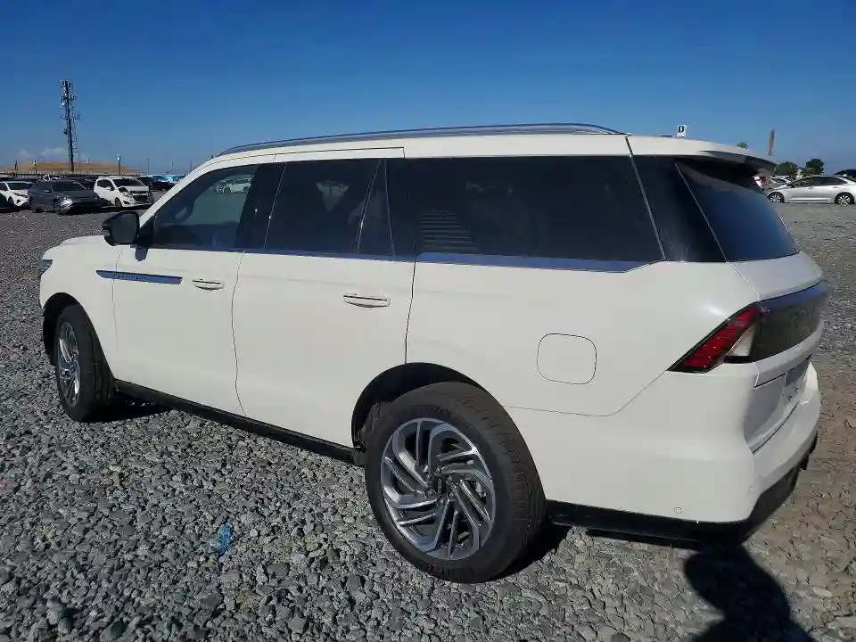 5LMJJ2LG0SEL03459 2025 LINCOLN NAVIGATOR-1
