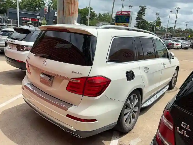 4JGDF7CE6DA160024 2013 MERCEDES-BENZ GL-CLASS-3