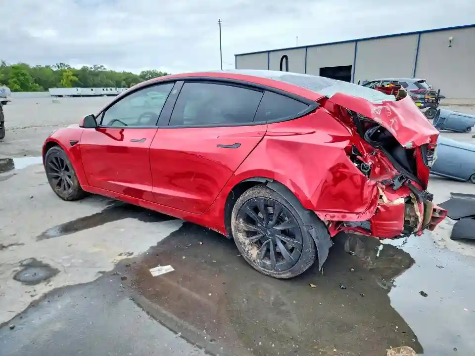 5YJ3E1EA2PF553220 2023 TESLA MODEL 3-1