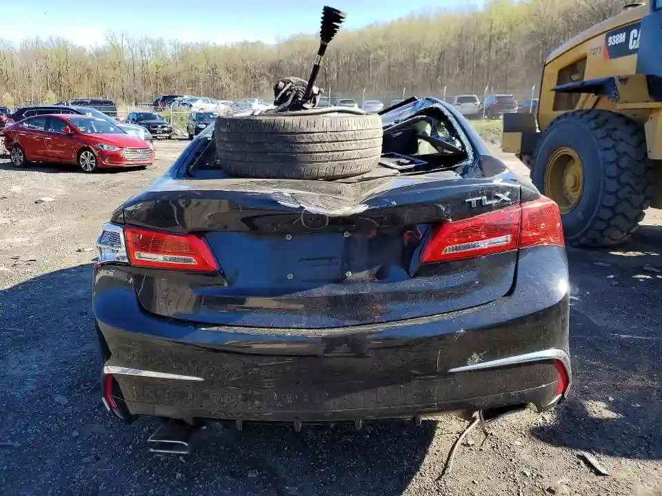 19UUB2F58JA000030 2018 ACURA TLX-5