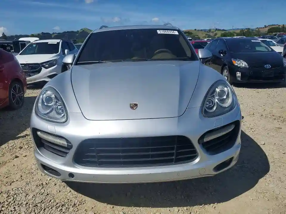 WP1AC2A2XCLA82487 2012 PORSCHE CAYENNE-4