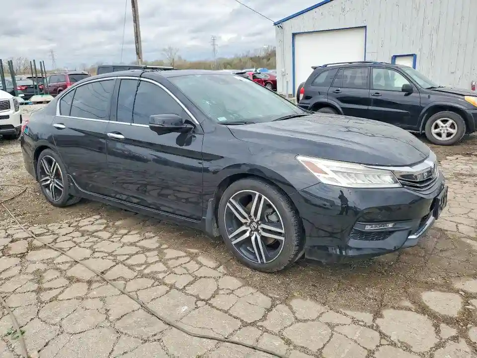1HGCR3F93HA001483 2017 HONDA ACCORD-3