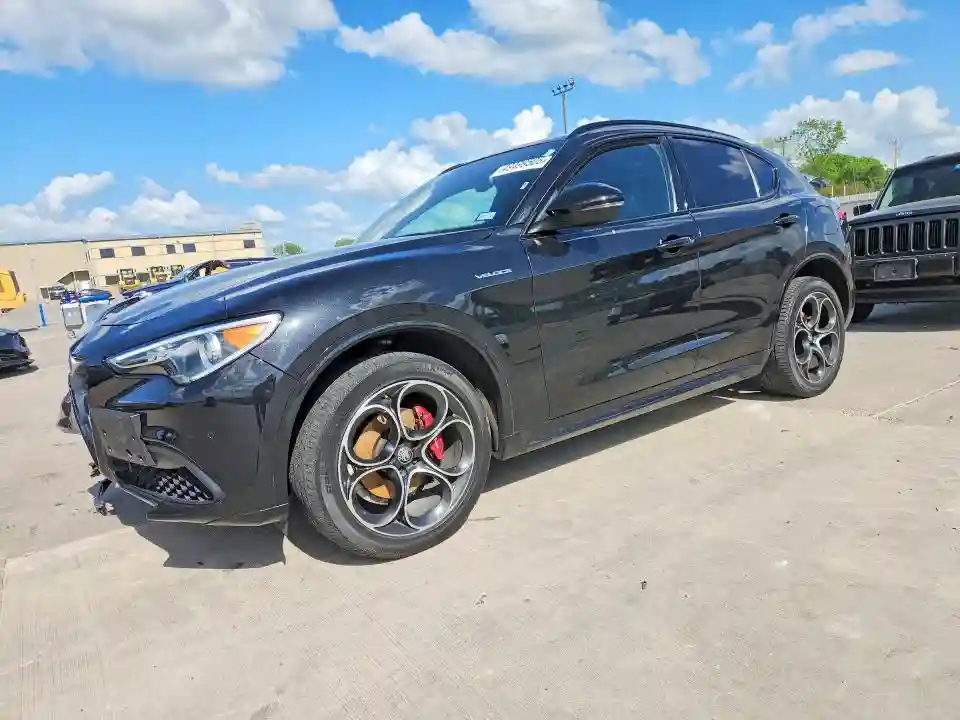 ZASPAKBN2N7D24704 2022 ALFA ROMEO STELVIO-0