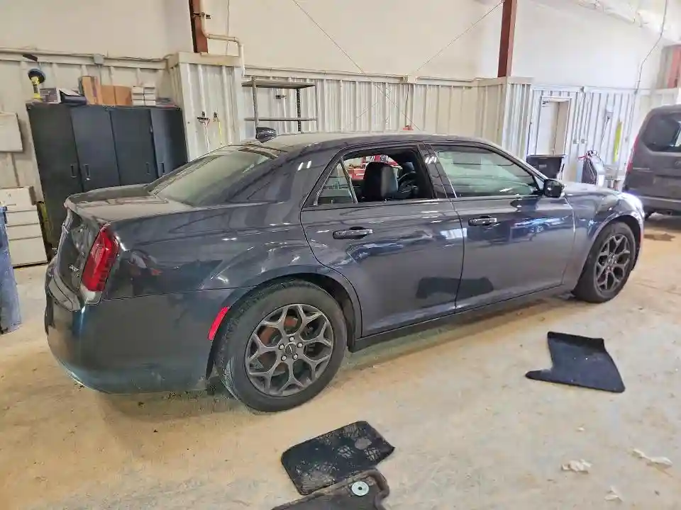 2C3CCAGG9HH527026 2017 CHRYSLER 300-2