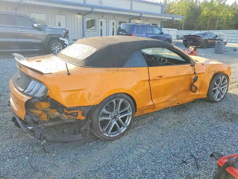 1FATP8UHXK5194135 2019 FORD MUSTANG-2
