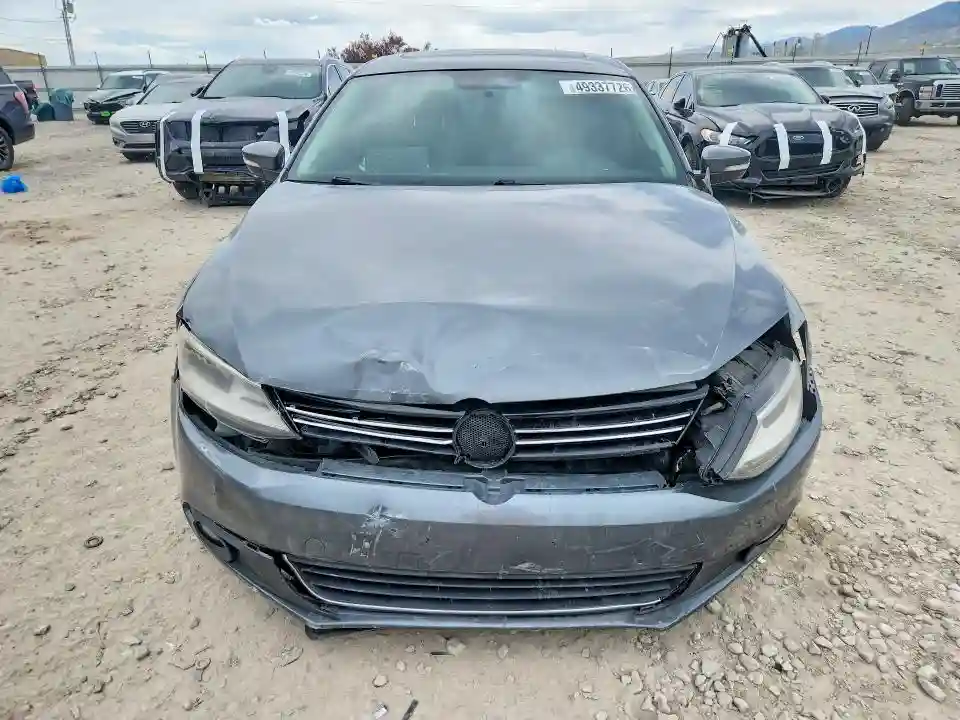 3VWLL7AJ8DM380953 2013 VOLKSWAGEN JETTA-4