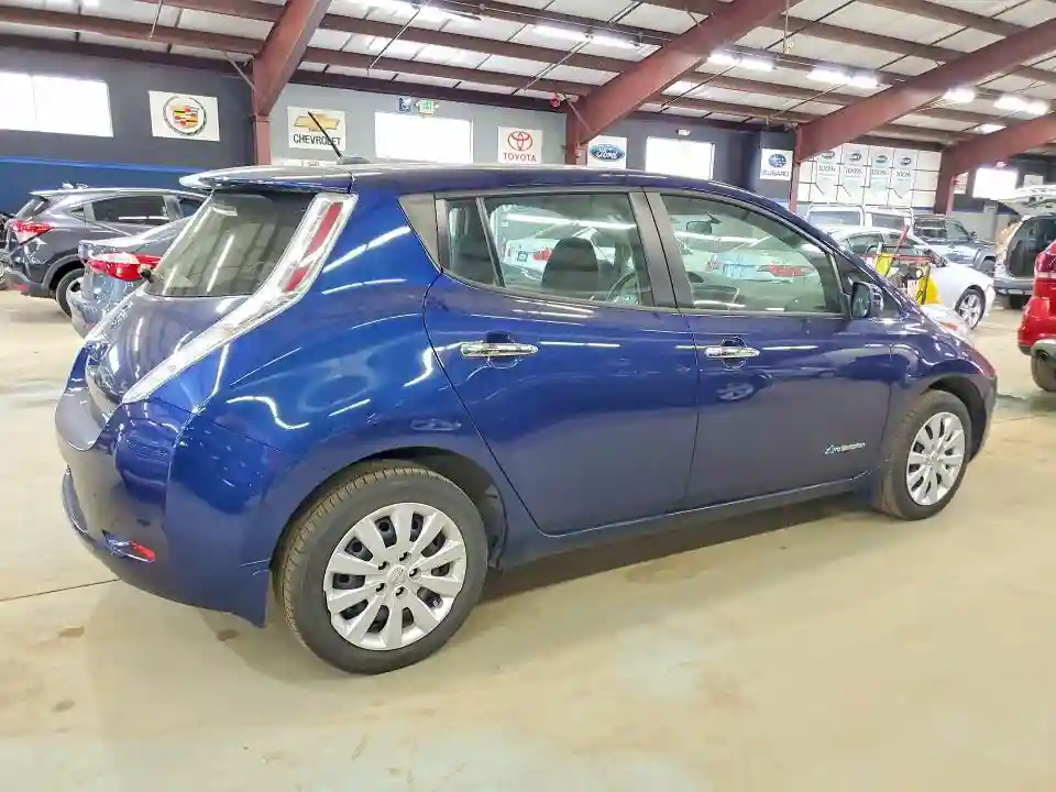 1N4BZ0CP9HC307318 2017 NISSAN LEAF-2