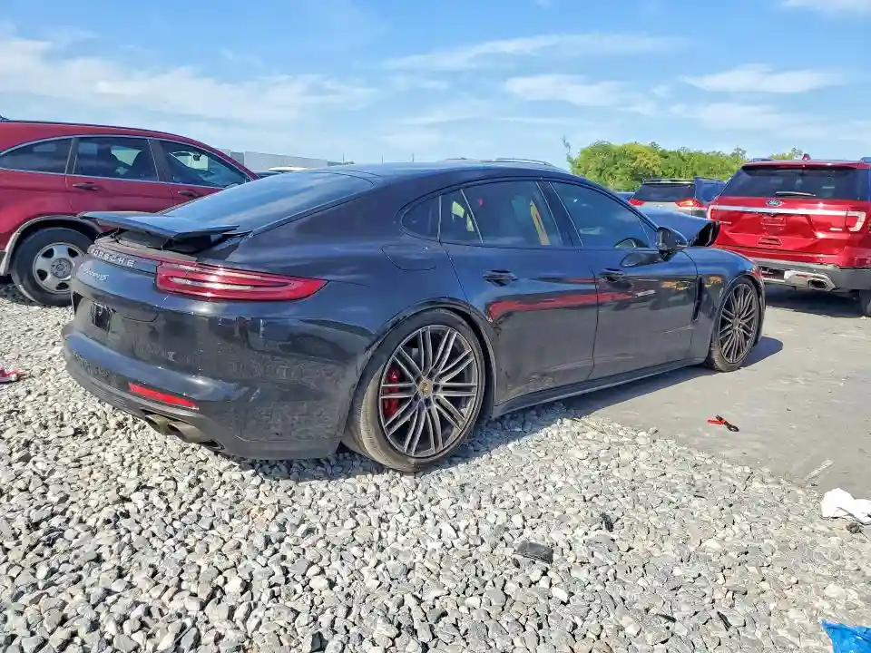 WP0AB2A7XHL123465 2017 PORSCHE PANAMERA-2