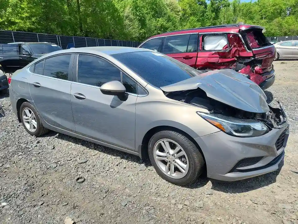 1G1BE5SM3H7207372 2017 CHEVROLET CRUZE-3