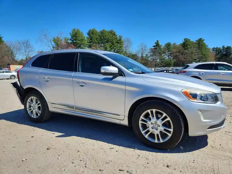 YV4612RK7G2844586 2016 VOLVO XC60-3