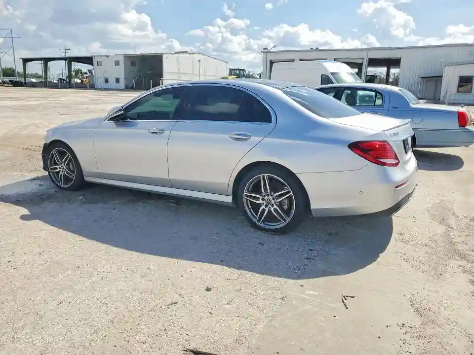WDDZF4JB4HA240953 2017 MERCEDES-BENZ E-CLASS-1