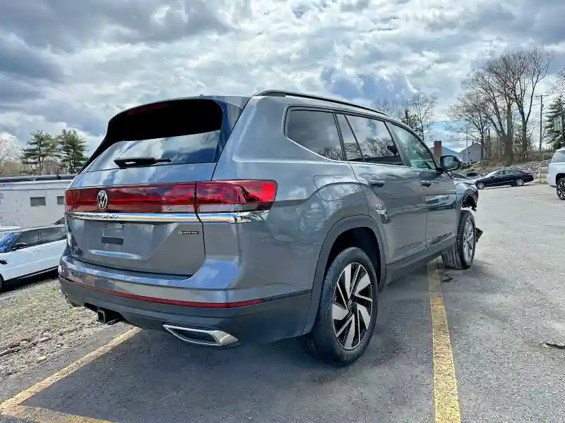 1V2HR2CA6SC558394 2025 VOLKSWAGEN ATLAS-2