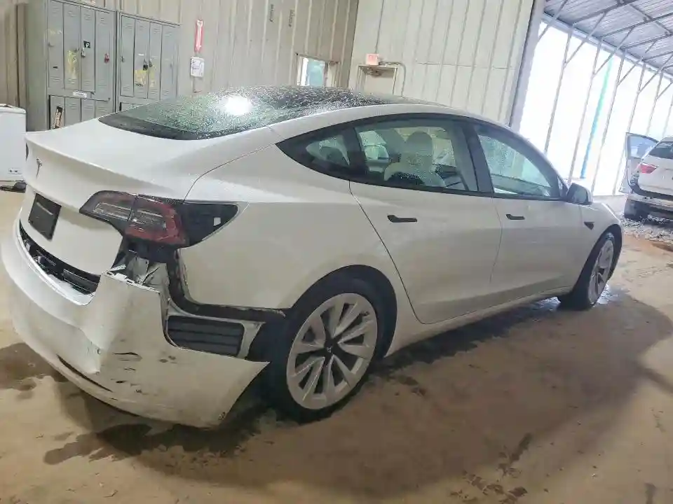 5YJ3E1EA2MF084979 2021 TESLA MODEL 3-2