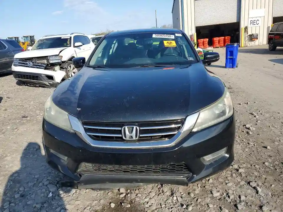 1HGCR3F88DA028342 2013 HONDA ACCORD-4