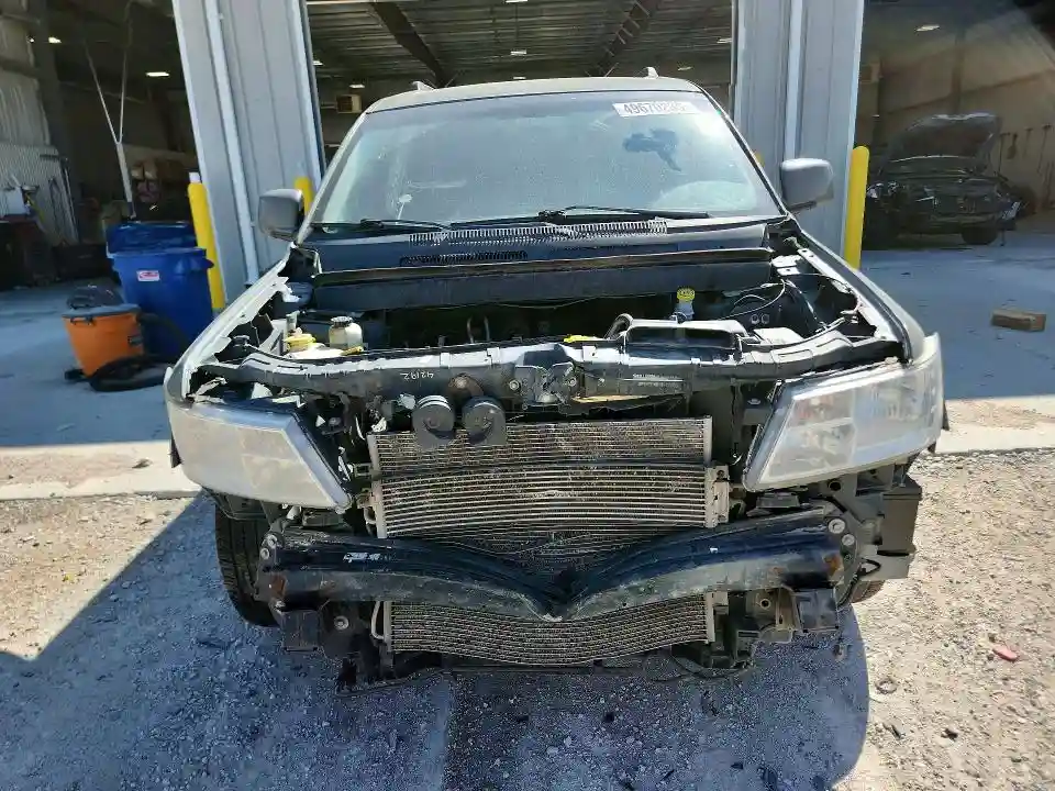 3C4PDCBBXKT863865 2019 DODGE JOURNEY-4
